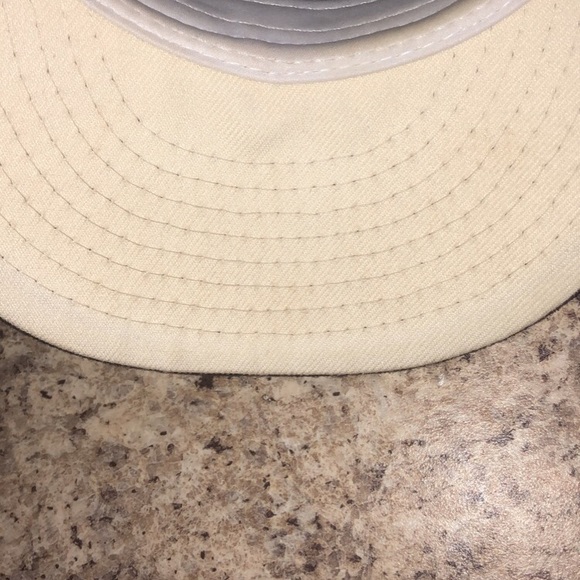 7 1/2 FITTED HATS - Picture 13 of 16